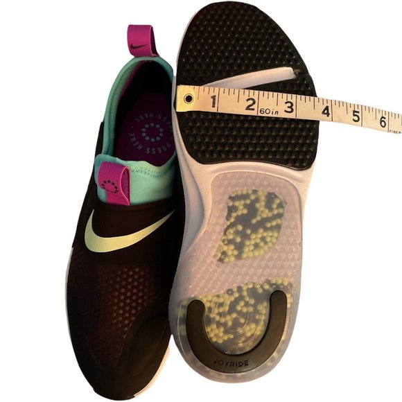 Big Girl’s Sneakers Size 6.5Y Nike Joyride Nova-Girls Shoes Black Aurora Green